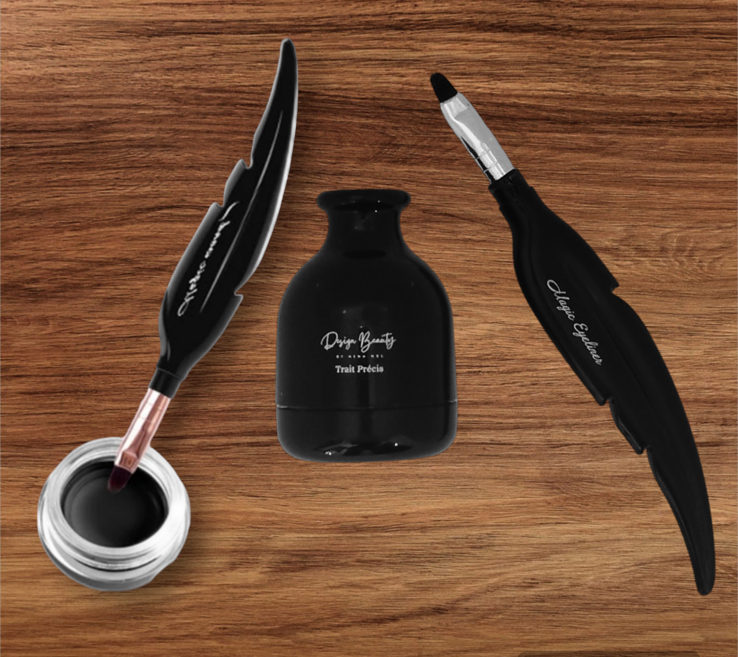 Eye-liner trait précis à pinceau plume