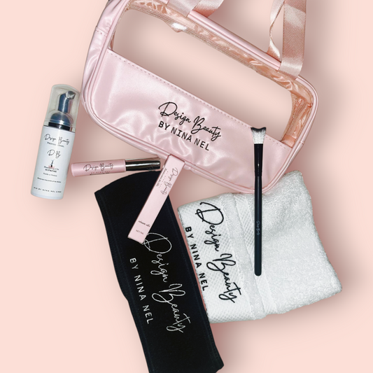 Grande trousse rose soin ultime : trousse + Shampoing + sérum + pinceau + bandeau visage + serviette 100% coton